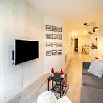 Apartmán Sunny Ground Floor Escape