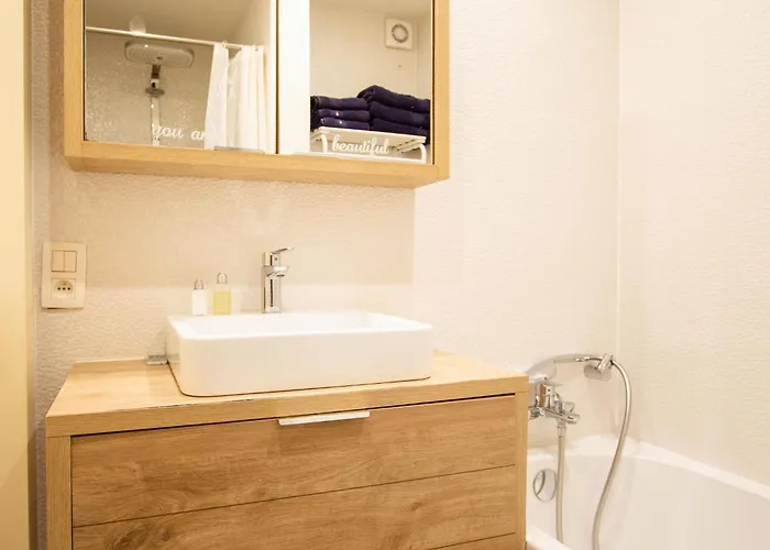 Sunny Ground Floor Escape * Ostend